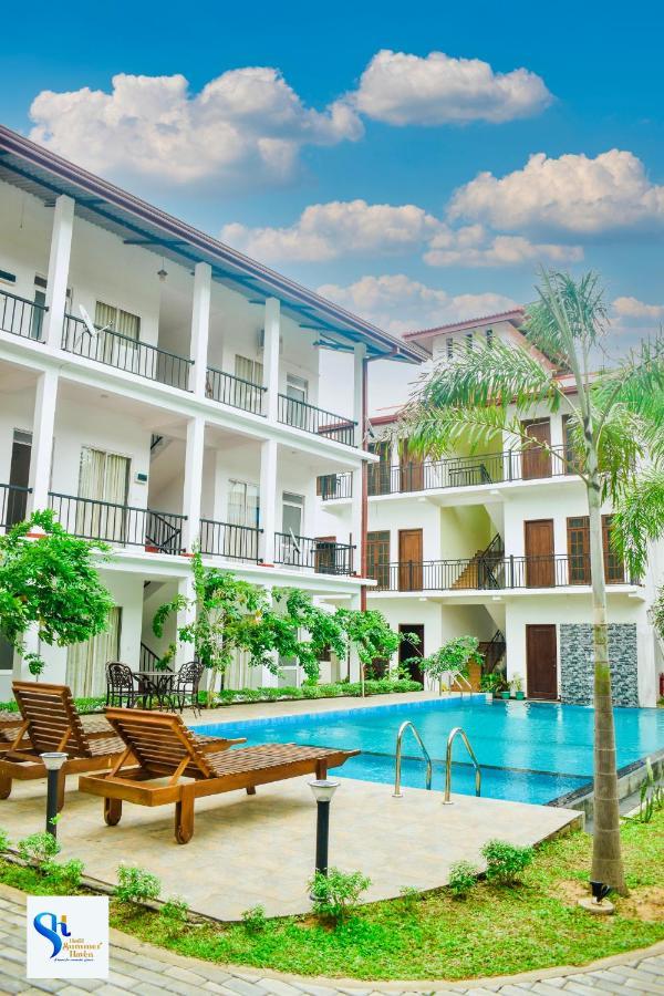 Hotel Summer Haven Polonnâruvâ Extérieur photo